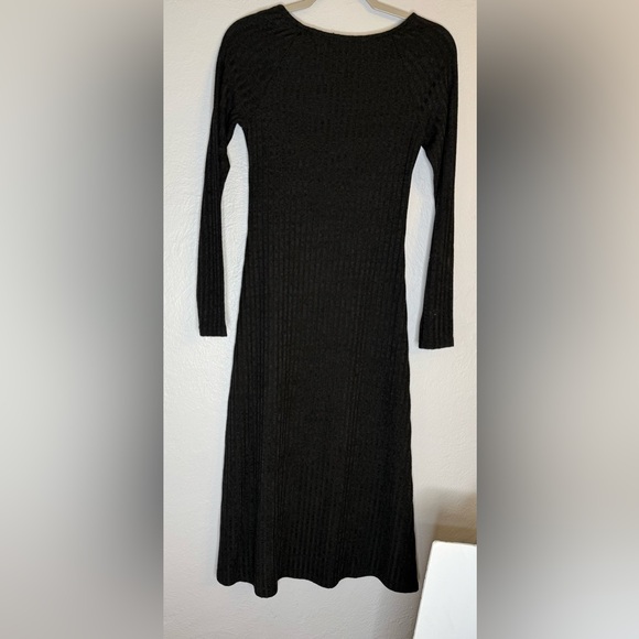 ASTR The Label Knit Midi Dress Black Long Sleeve Scoop Neck Slit NEW Size Small - Picture 4 of 11